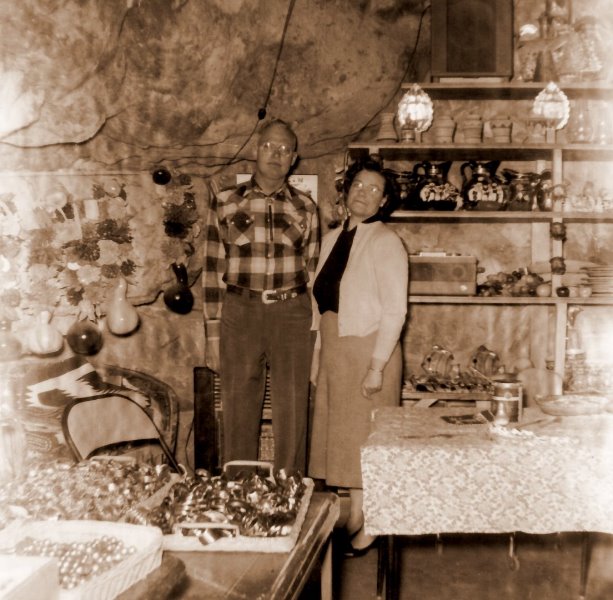 1956-04 George and Mildred in Fox Cave